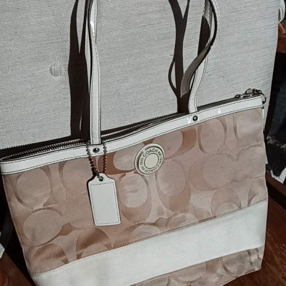 Coach Shoulder Bag (OBO)